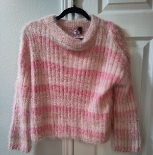 Love By Design Women’s Large Pink Striped Fuzzy Cropped Sweater Soft Cozy
